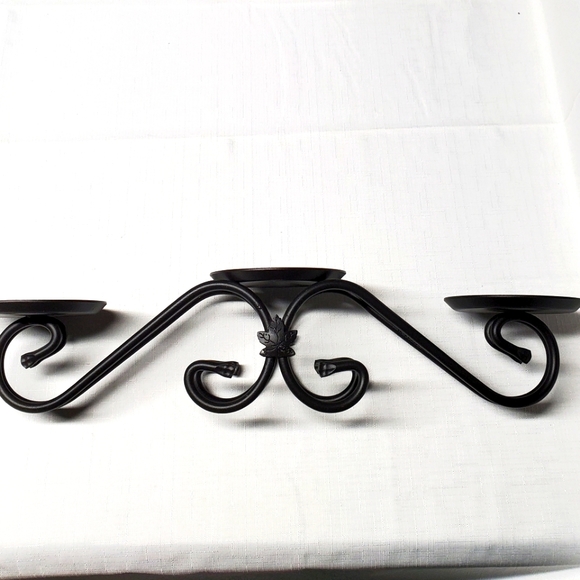 Longaberger Accents Wrought Iron Longaberger Pillar Candle Holder
